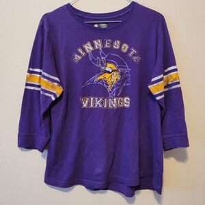 MN Vikings Long Sleeve T-shirt  Minnesota Woman's Long Sleeve Vintage